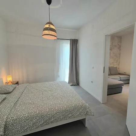 Apartman Evita Mediterranean Family Oasis Among Olive Trees