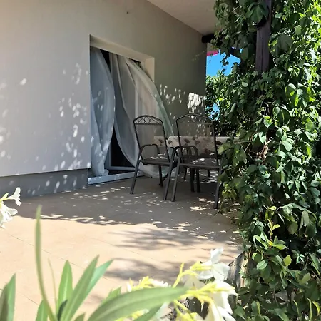 Evita Mediterranean Family Oasis Among Olive Trees * Turanj